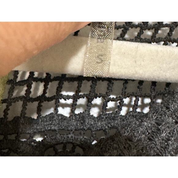 Aratta Silent Journey Boho Lace Thermal Long Sleeve Gray Top Size Small NWT - Picture 8 of 14